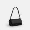 Andre Barrel Bag 24 i Signature Canvas
