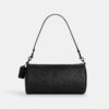 Andre Barrel Bag 30 i Signature Canvas
