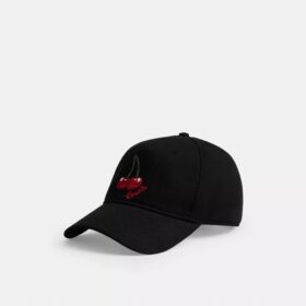 Baseballkeps med broderade körsbär