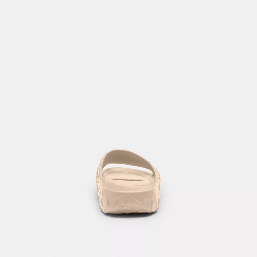 Bay Tofflor i signaturdesign