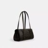 Bridget axelremsväskor med lock i Loved Signature Canvas med smycken