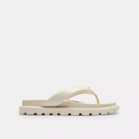 Brynn-sandaler