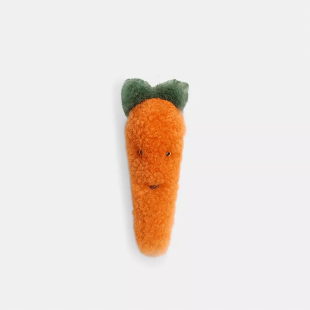Carroty-skor-smycken i shearling