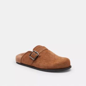 Clogs med spänne