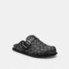Clogs med spänne i vår signaturjacquard