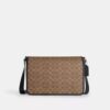 Colby Messenger Bag 32 i Signature Canvas