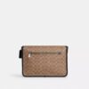Colby Messenger Bag 32 i Signature Canvas