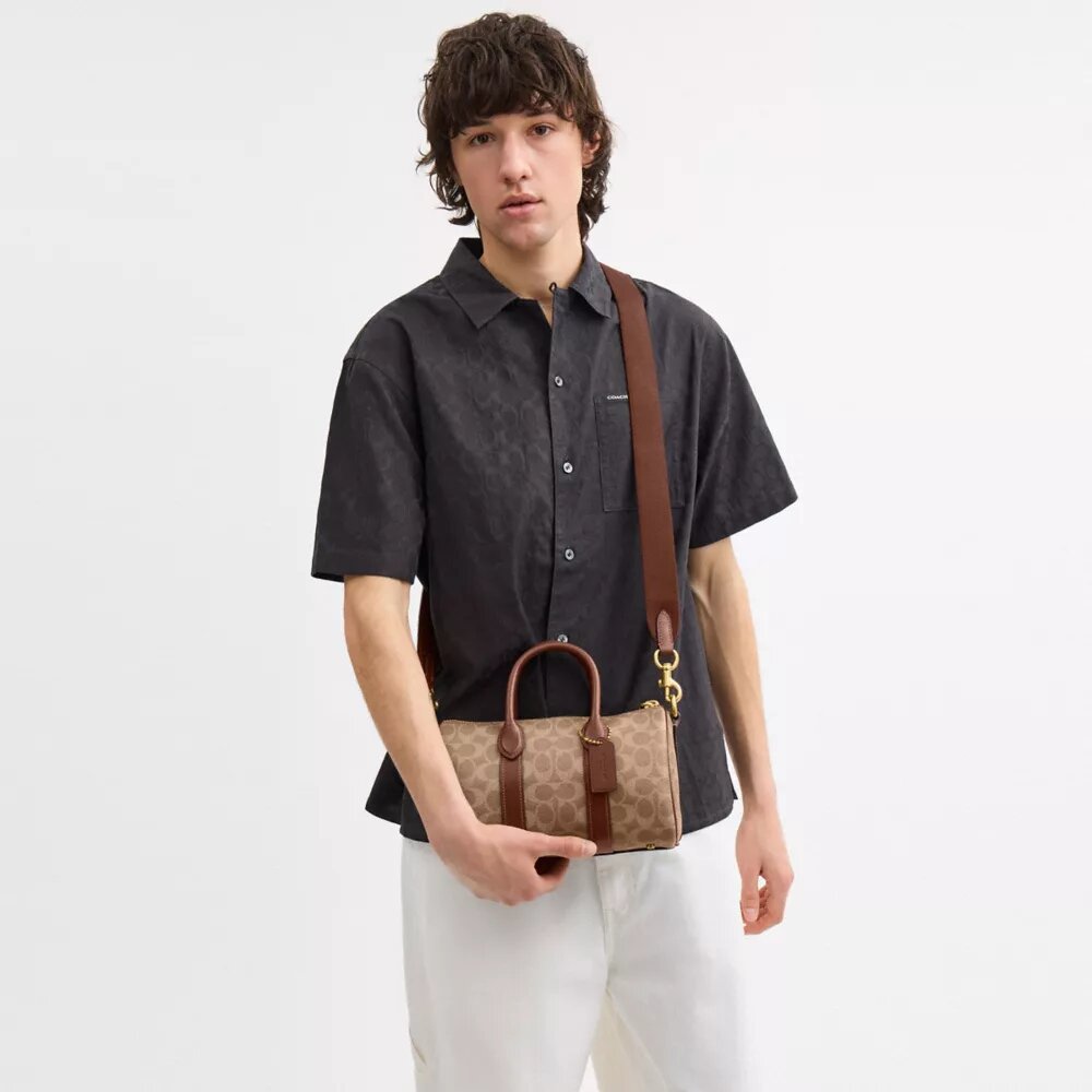 Compass Bag 25 i Signature Canvas