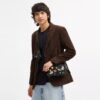 Disney X Coach Charter Slim Crossbody-väska med klistermärkesmönster