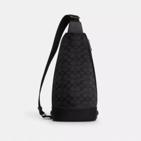 Dominic Sling Pack i Signature Canvas