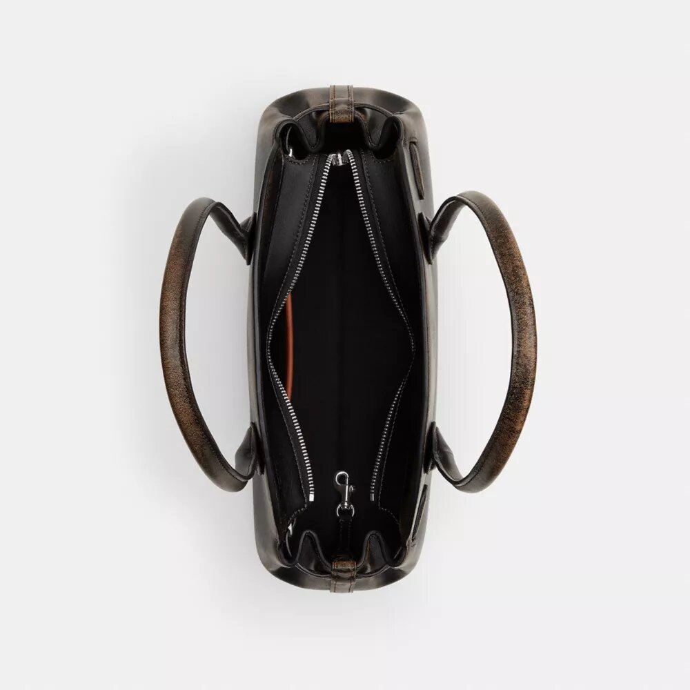 Empire Carryall-väskor 34 i slitet läder