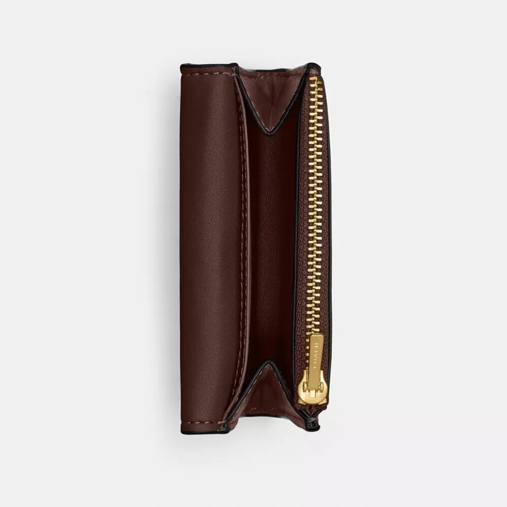 Essential kortfodral med lock