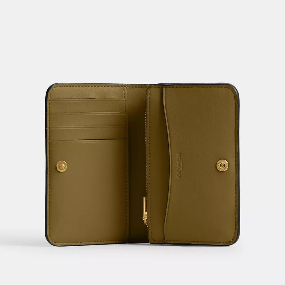 Essential Slim kortfodral