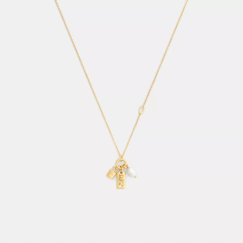 Halsband med pärlsmycken