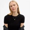 Halsband med upprepade C-formade rondeller