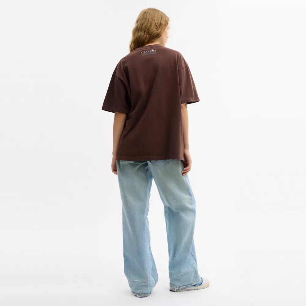 Hardware T-shirt i avslappnad passform av ekologisk bomull