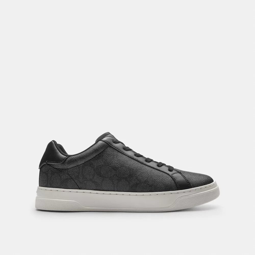 Höga sneakers i Signature Canvas
