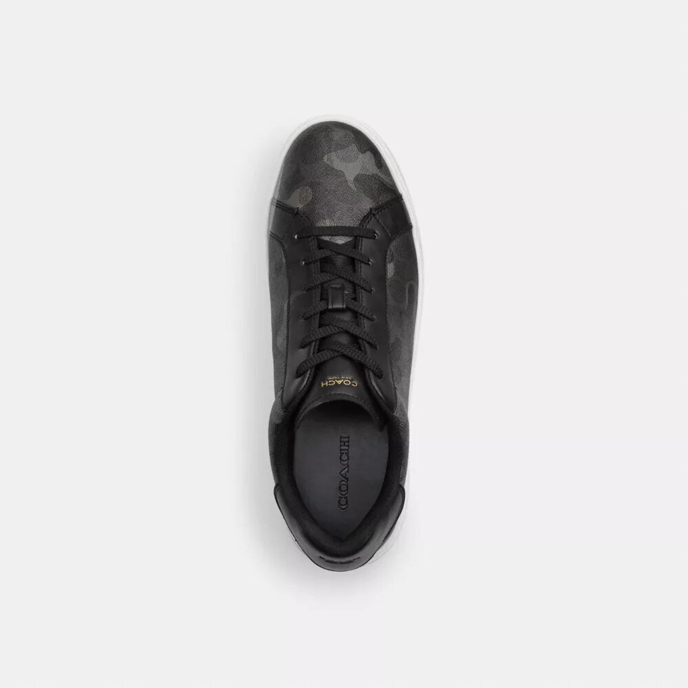 Höga sneakers i vårt signaturmönster i kamouflage
