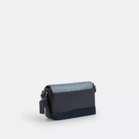 Jack liten crossbody-väska med lock i Ombre Signature Canvas
