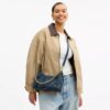 Juliet-axelremsväskor 25 i regenererad bomullsdenim med quiltning