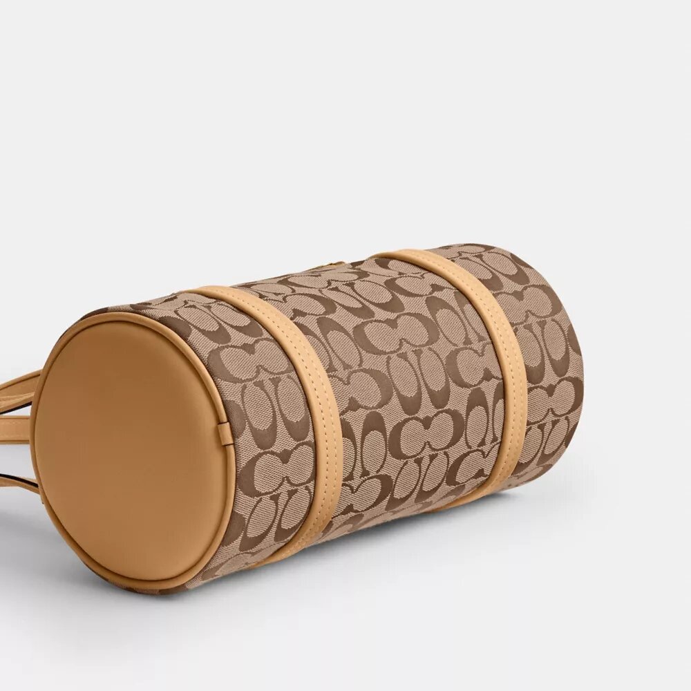 Kisslock Barrel Bag 28 i Signature Jacquard