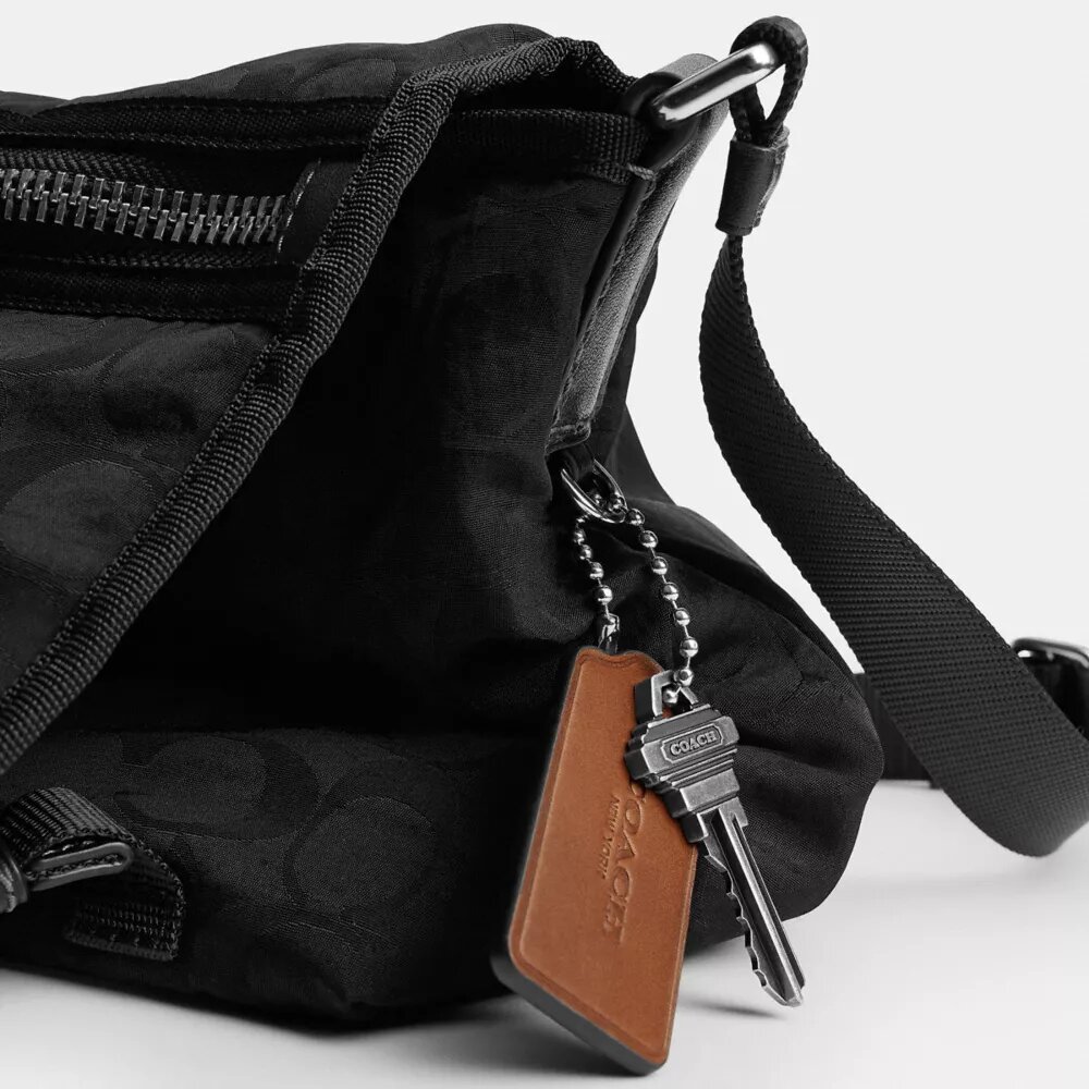 Lane Messenger i vårt signaturnylon