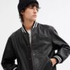 Läderjackor i varsity-stil