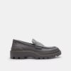 Loafers med signaturmönster