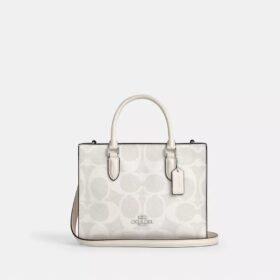 Maggie liten tygkassa i Signature Canvas