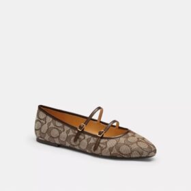 Mary Janes med dubbla spännen i vårt signaturjacquard