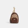 Mini Court Backpack-väsksmycke i Signature Canvas