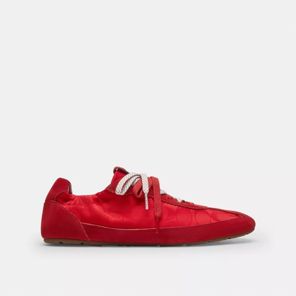 Mjuka sneakers i vår signaturnylon