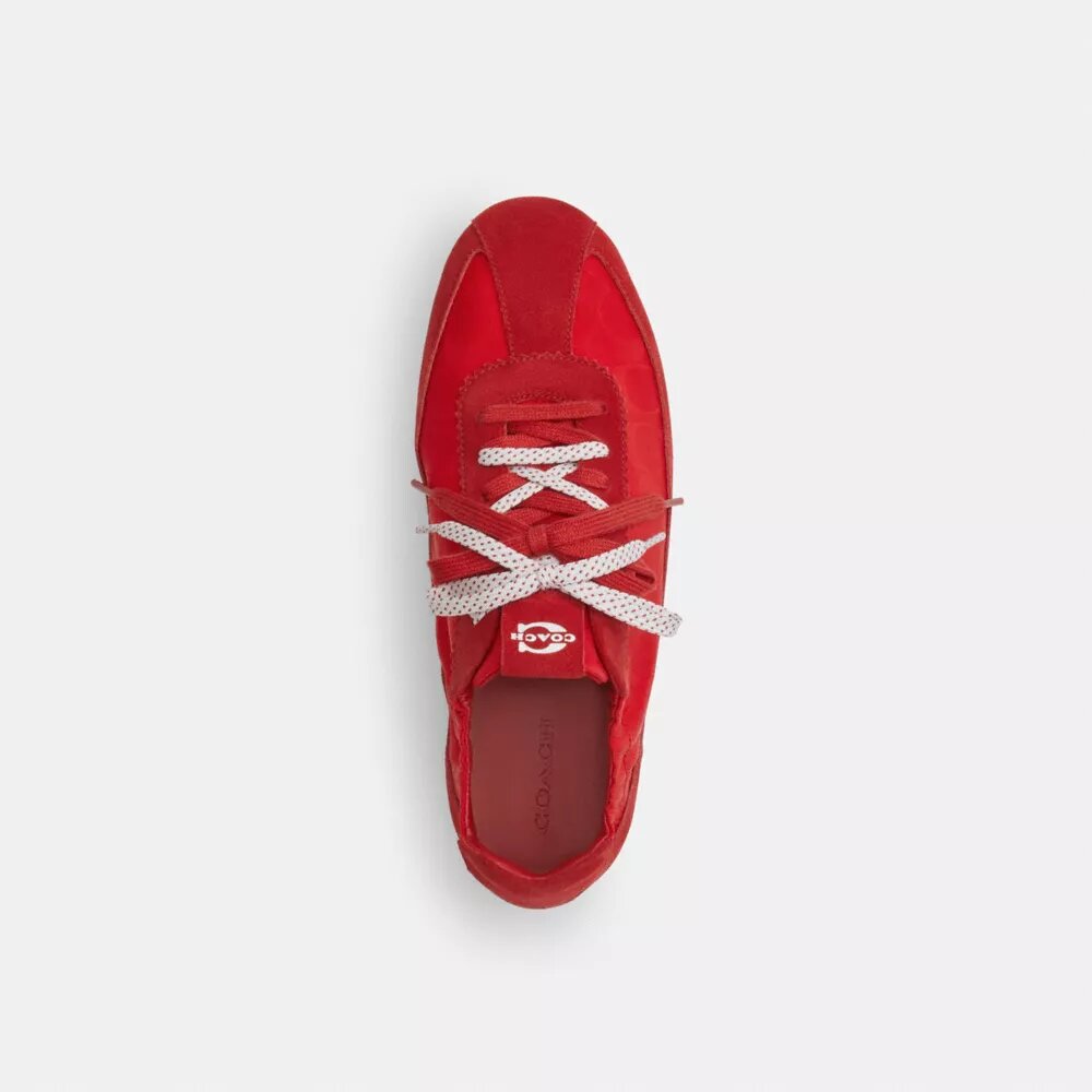 Mjuka sneakers i vår signaturnylon