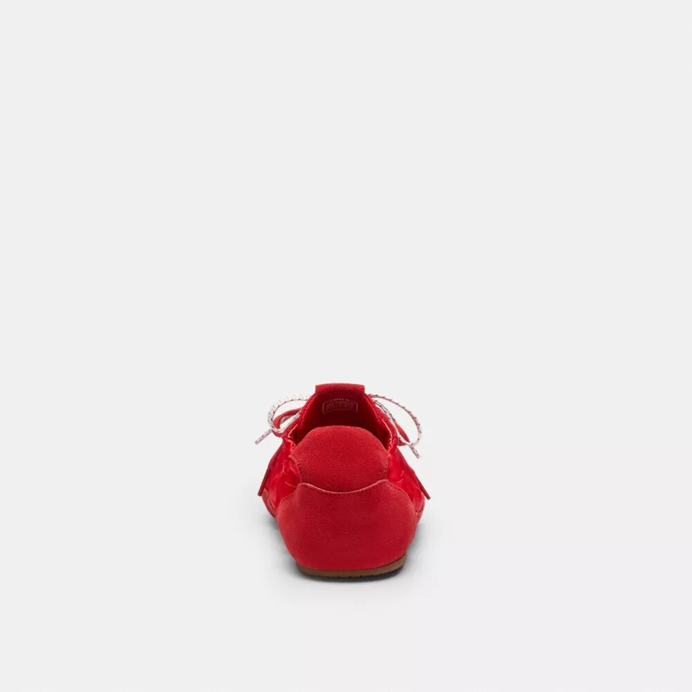 Mjuka sneakers i vår signaturnylon