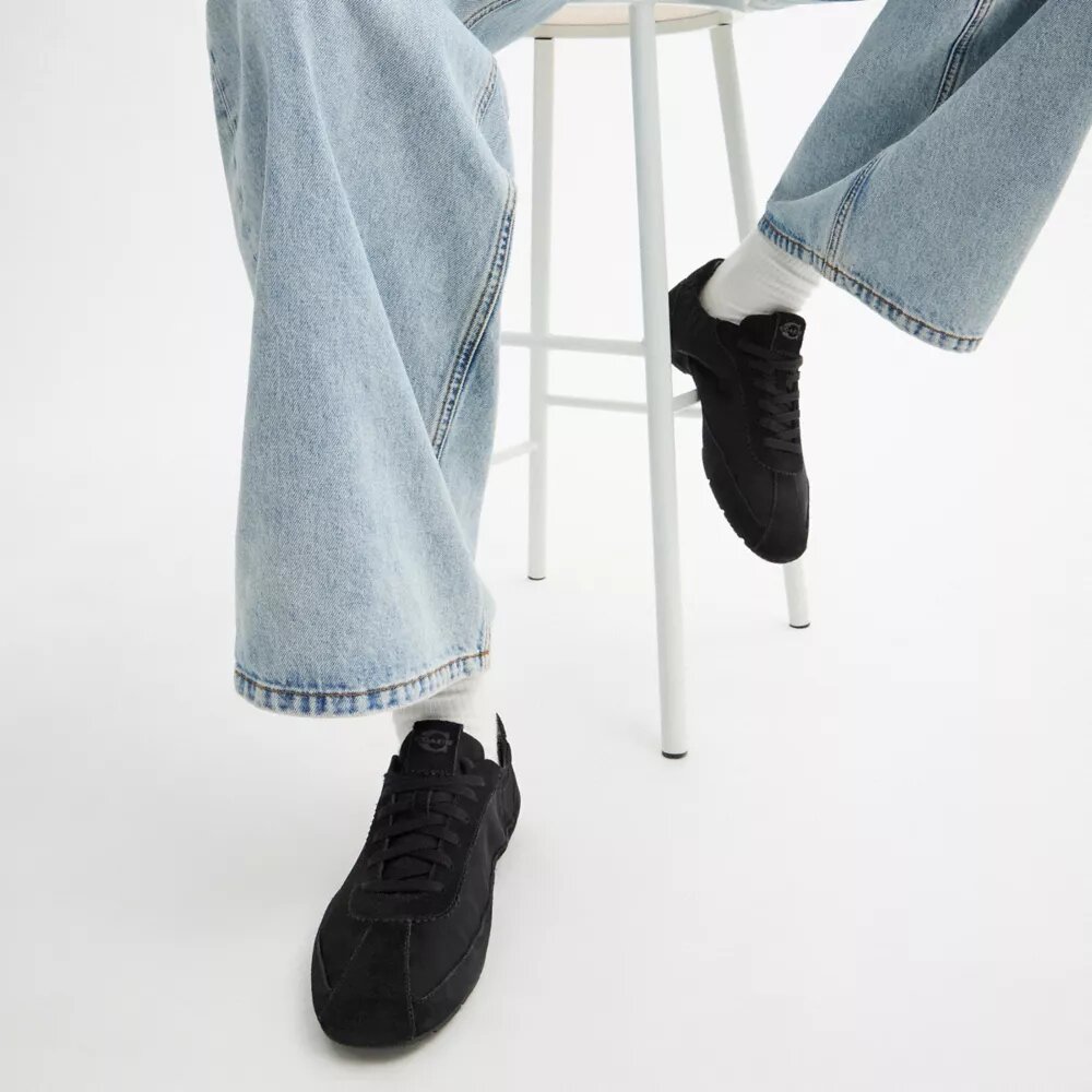 Mjuka sneakers i vår signaturnylon