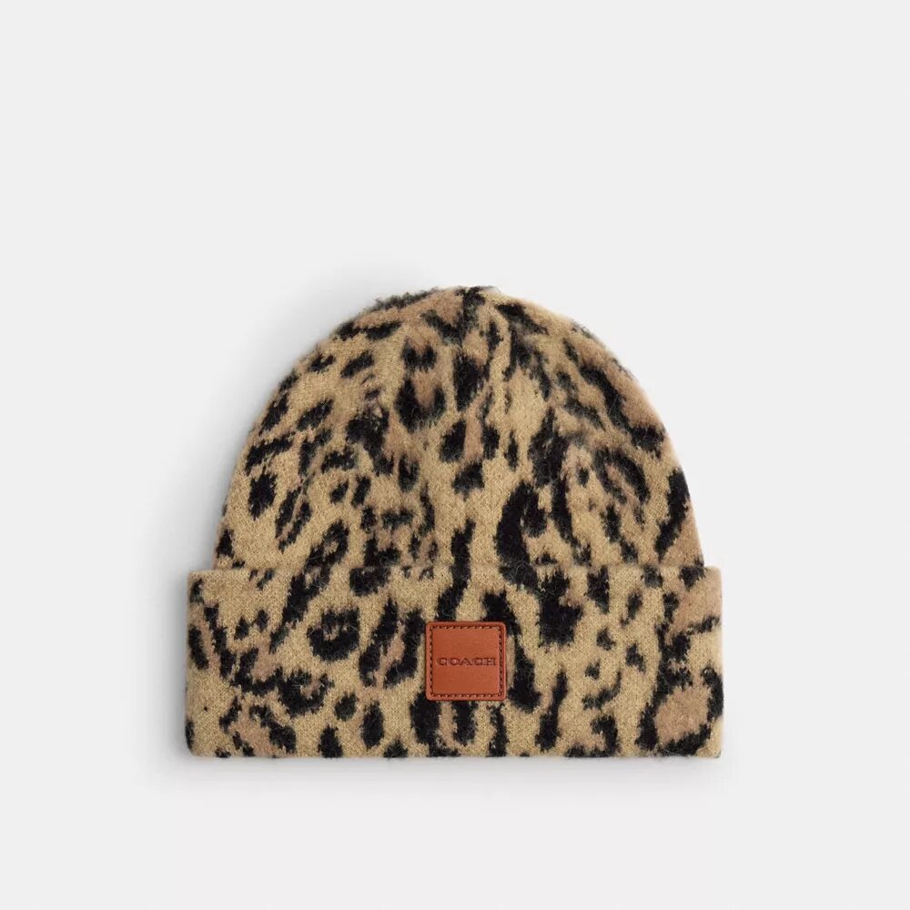 Mössa med leopardmönster