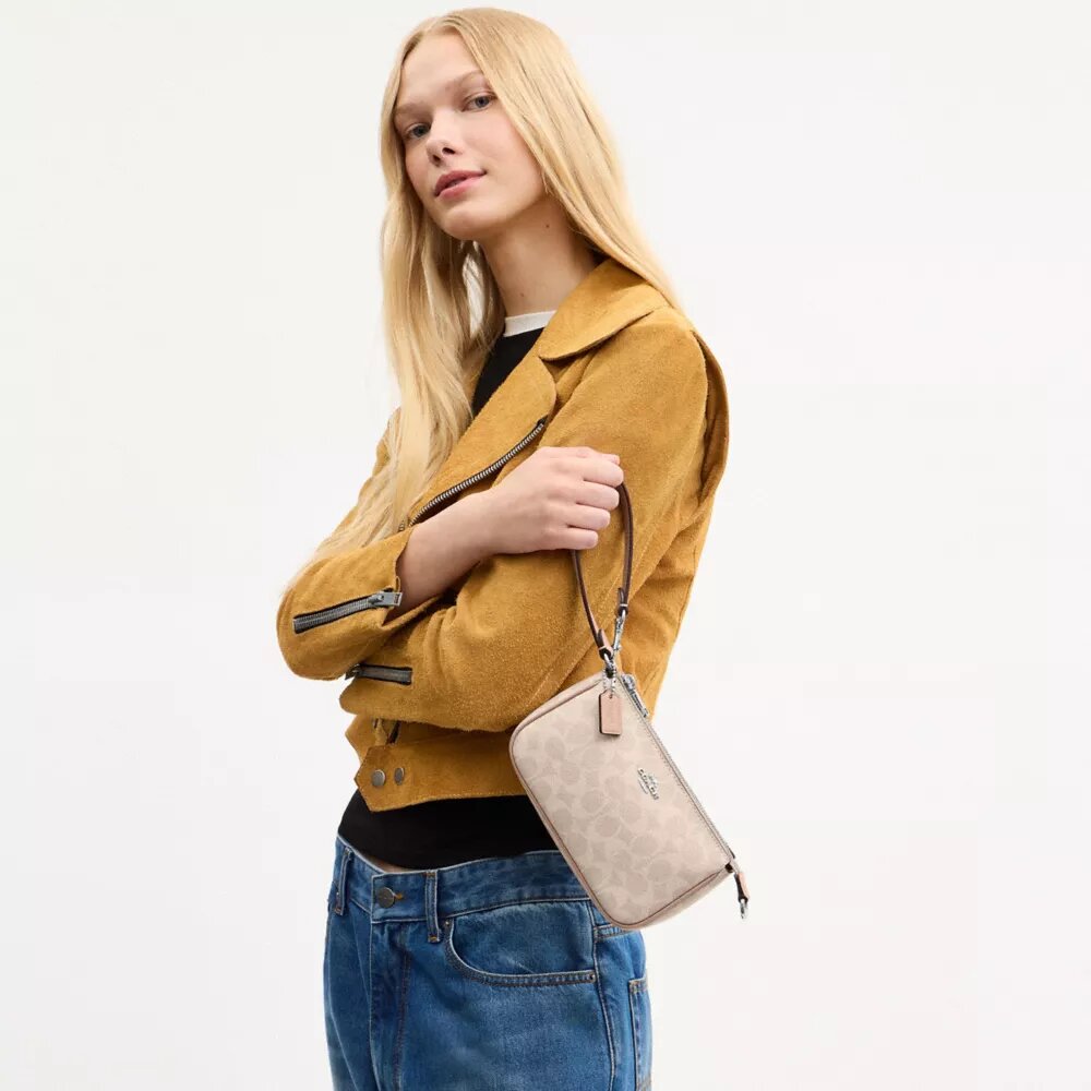Nolita 19 i Signature Canvas