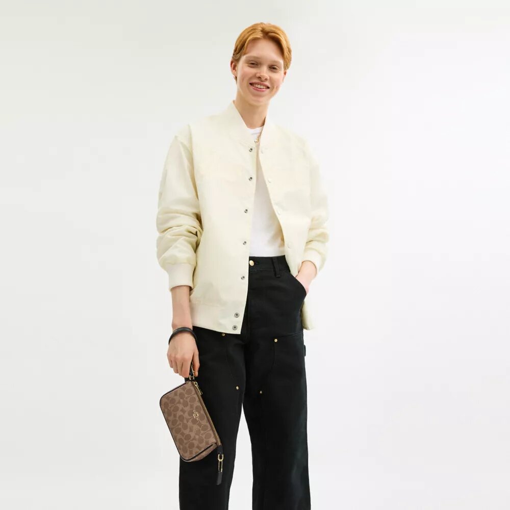 Nolita 19 i Signature Canvas