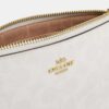 Nolita 19 i Signature Canvas