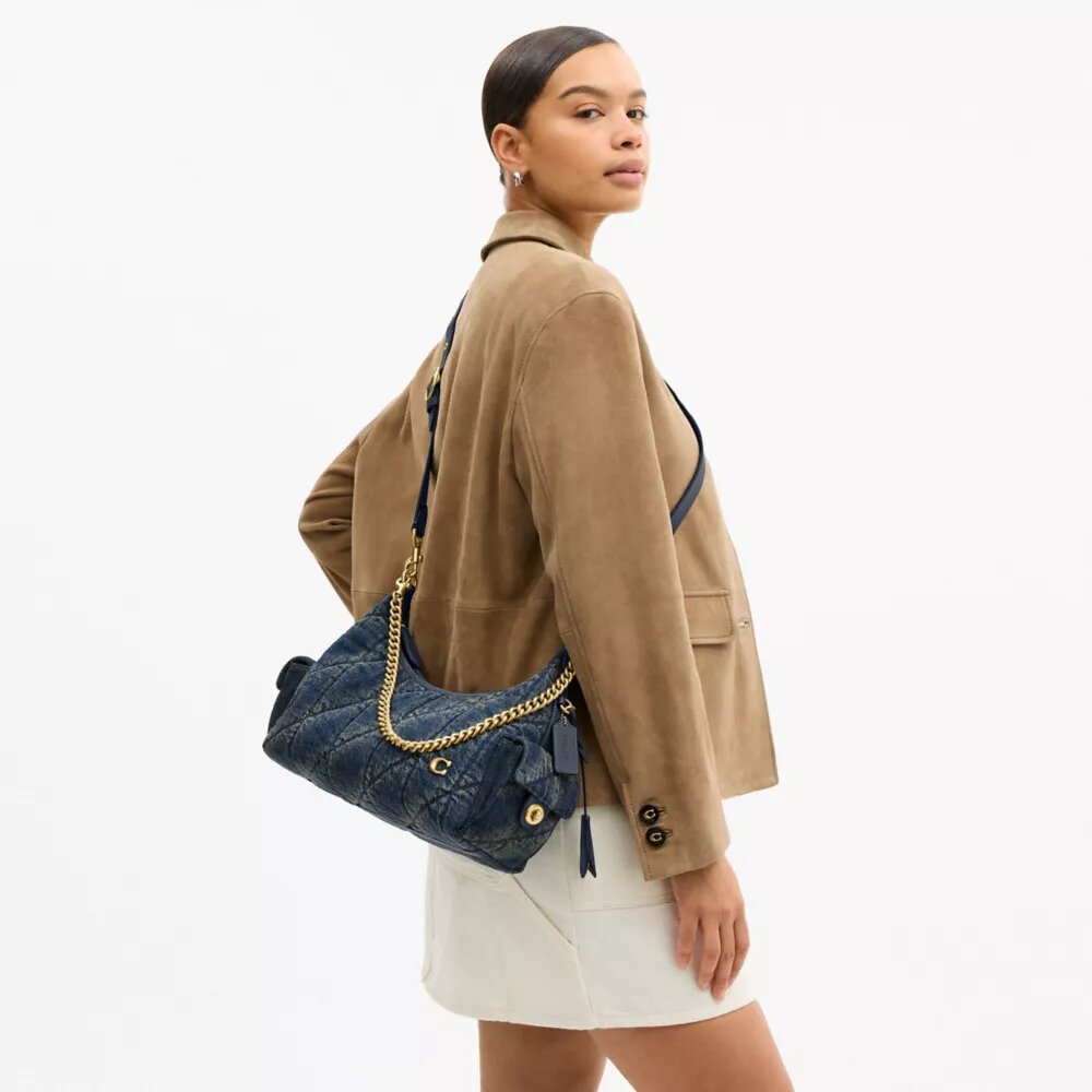 Pocket Juliet-väskan 30 i regenererad bomullsdenim med quiltning