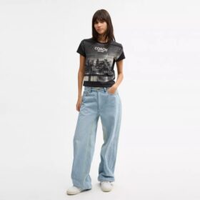 Postcard 90’S Fit T-shirt