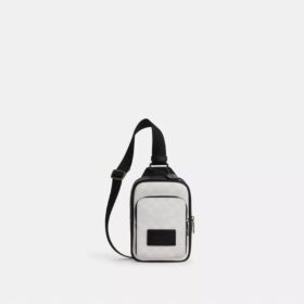 Racer Sling Pack i Signature Canvas