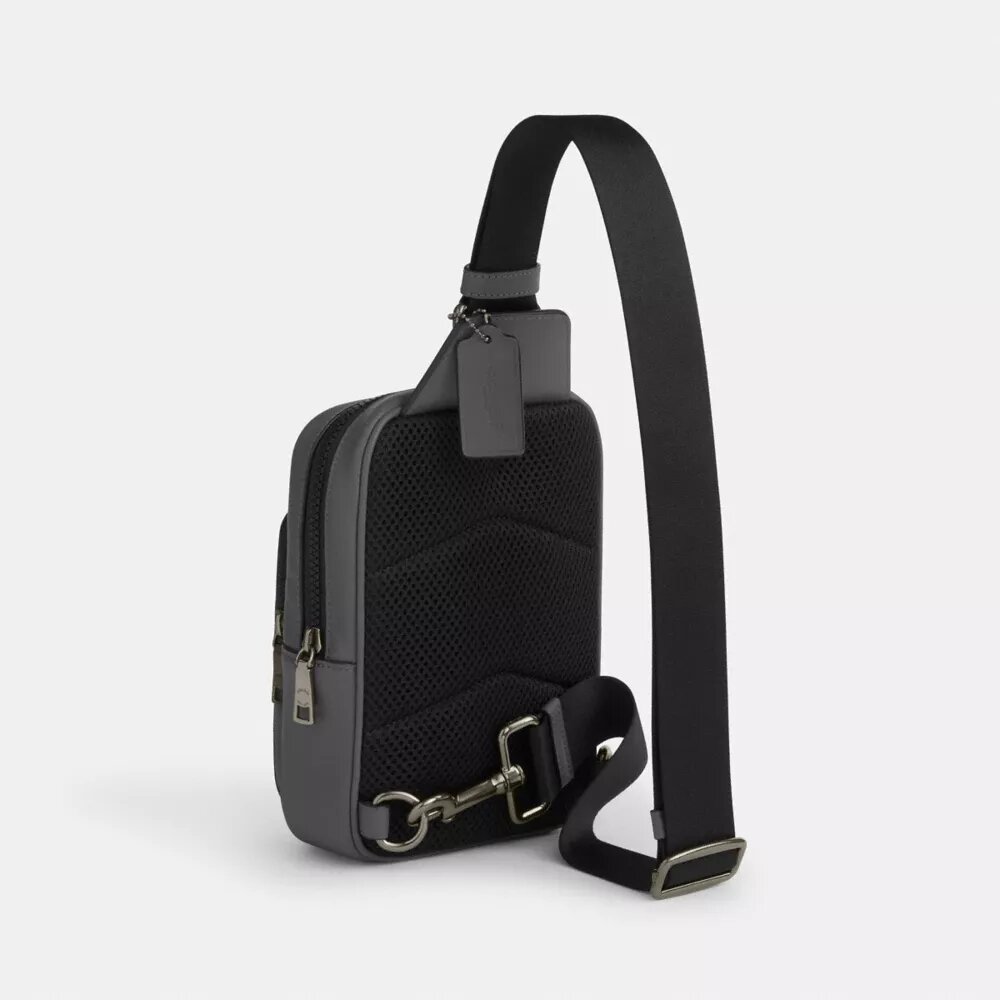 Racer Sling Pack i Signature Canvas