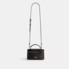 Rainer crossbody-väska 18 i Signature Canvas