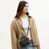 Rainer crossbody-väska 18 i Signature Canvas