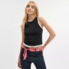 Smal silkescarf med blommönster i Country Club-stil