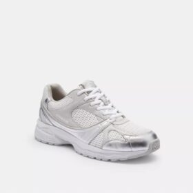 Sportsneakers