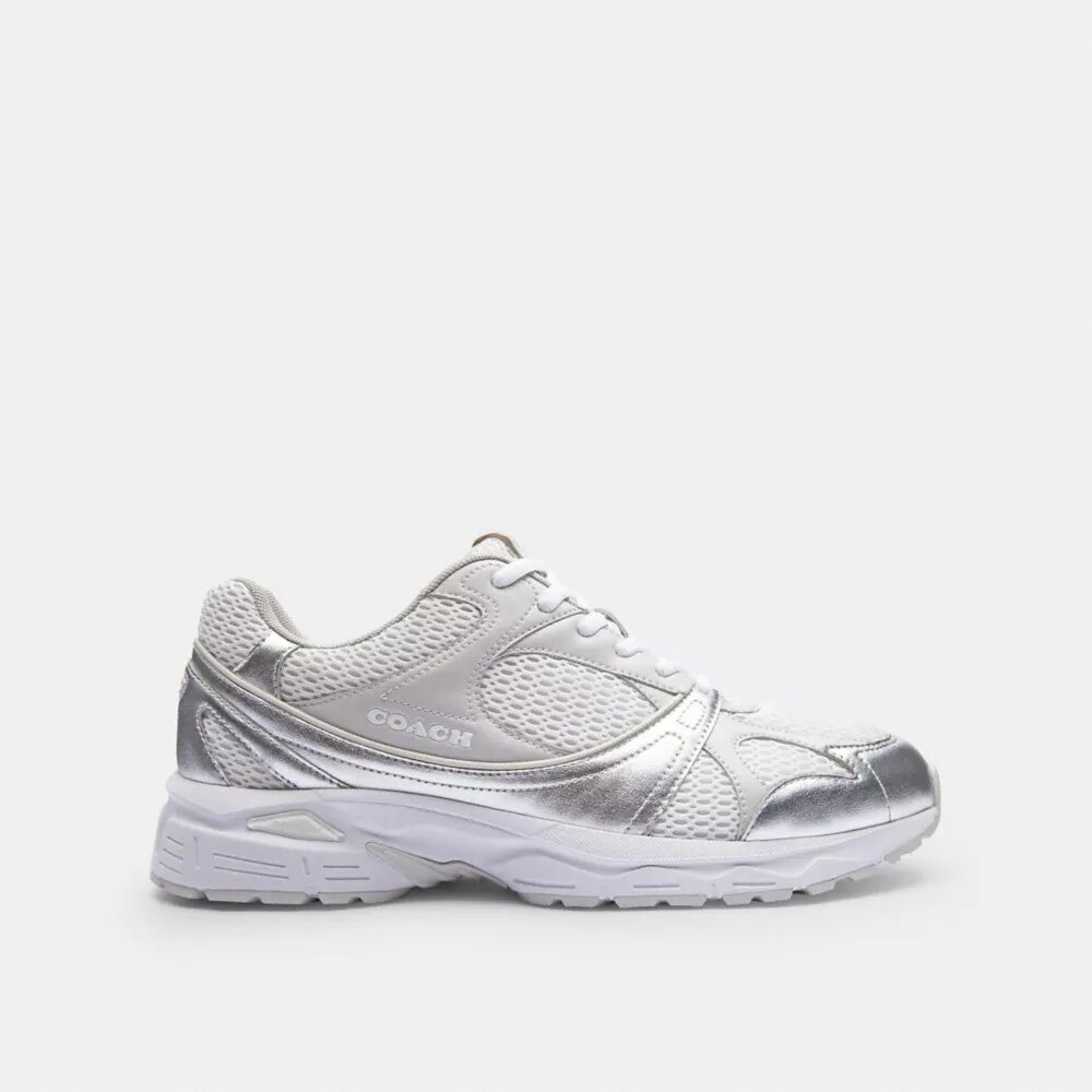 Sportsneakers