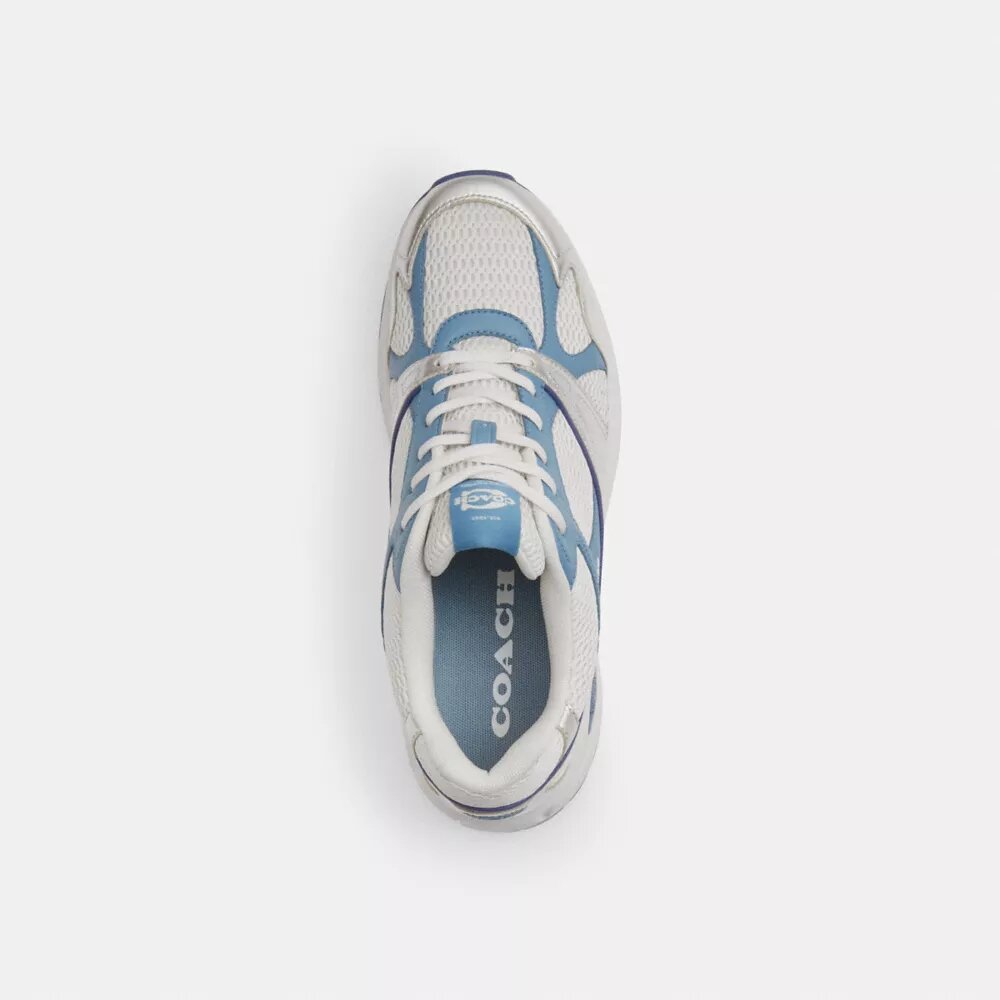 Sportsneakers