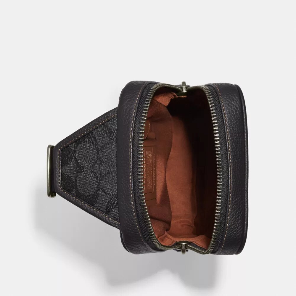 Sullivan Pack i blockmönstrad Signature Canvas